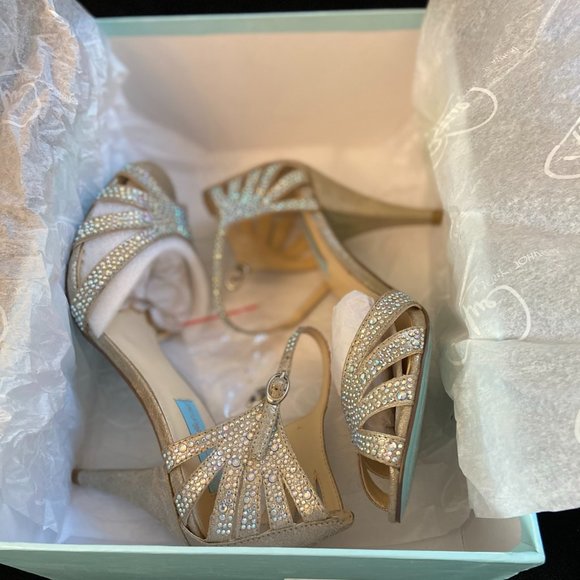 Betsey Johnson SB-Sweet Champ Fab heels - Size 7.5 - Picture 5 of 5